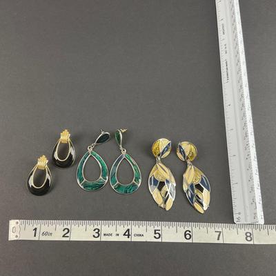 -126- COSTUME JEWELRY | Assorted Enamel Earrings