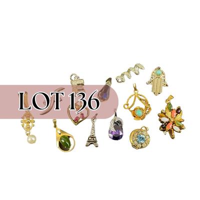 -136- COSTUME JEWELRY | Miscellaneous Assorted Charms/Pendants