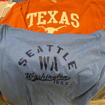 Men’s graphic tee’s