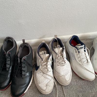 Men’s golf shoes