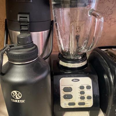 Kitchen small appliances