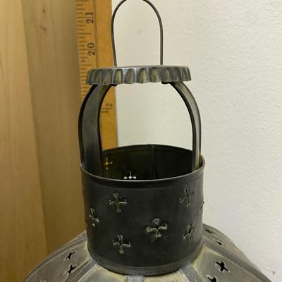 Menaret Moroccan dome lantern/candle holder