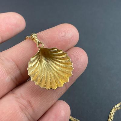 -146- GOLD | 14K JO Chain & Shell Pendant | Marked