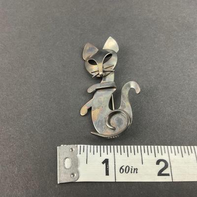 -153- SILVER | Sterling Beau Art Deco Cat Brooch | Marked