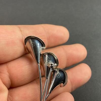 -155- SILVER | Sterling Beau Calla Lilly Faux Pearl Bouquet Brooch | Marked