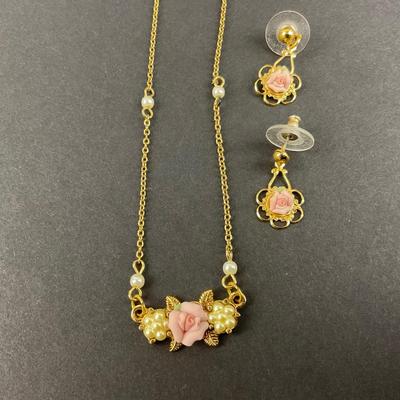 -157- COSTUME JEWELRY | 1928 Earrings & Necklace Set