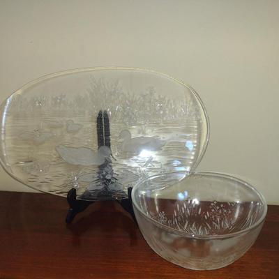 Glass Serving Set with Etched Duck Design
