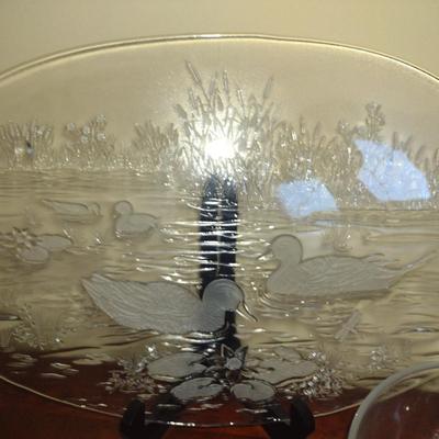 Glass Serving Set with Etched Duck Design