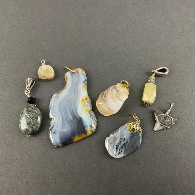 -160- COSTUME JEWELRY | Stone Pendants/Charms