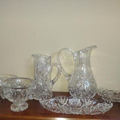 Collection of Glass/Crystal Serve Ware