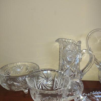 Collection of Glass/Crystal Serve Ware