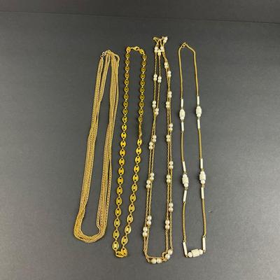 -171- COSTUME JEWELRY | Gold Tone Necklaces