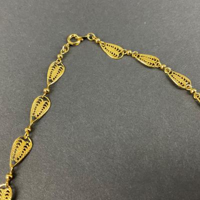 -173- TRIFARI | Gold Tone Necklace | Marked
