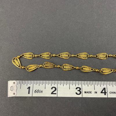 -173- TRIFARI | Gold Tone Necklace | Marked
