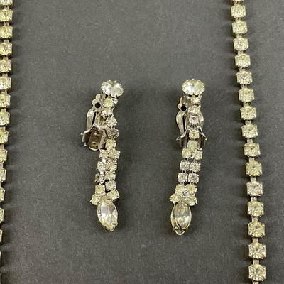 -200- COSTUME JEWELRY | Rhinestone Unmarked Necklace & Clip Earrings