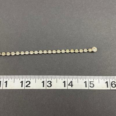 -200- COSTUME JEWELRY | Rhinestone Unmarked Necklace & Clip Earrings