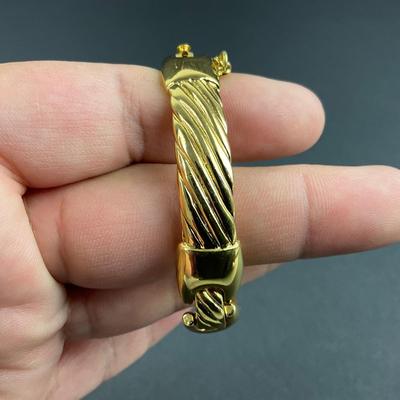 -211- MONET | Gold Tone Bracelet | Marked