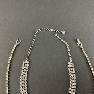 -217- COSTUME JEWELRY | Rhinestone Necklaces