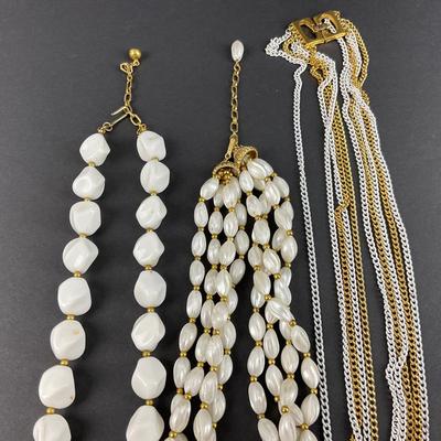 -220- TRIFARI | Gold Tone White Chunky Necklaces | Marked