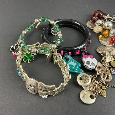 -222- COSTUME JEWELRY | Assortment Of Miscellaneous Bracelets
