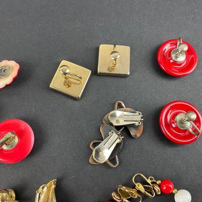 -223- COSTUME JEWELRY | Assortment Of Red Clip Earrings