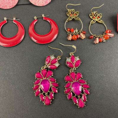 -225- COSTUME JEWELRY | Assortment Of Red Earrings