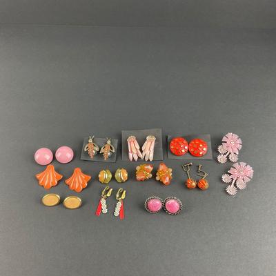 -227- COSTUME JEWELRY | Orange & Pink Clip Earrings