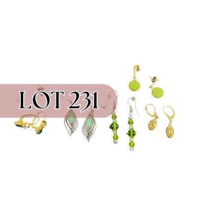-231- COSTUME JEWELRY | Assorted Green Earrings