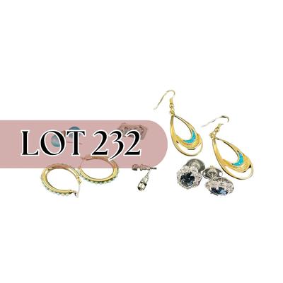 -232- COSTUME JEWELRY | Assorted Blue Earrings