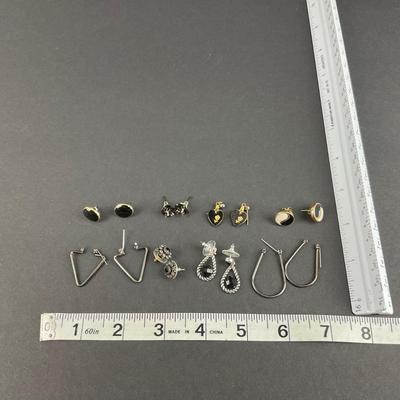 -233- COSTUME JEWELRY | Assorted Black & Grey Earrings