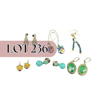 -236- COSTUME JEWLRY | Assorted Blue Earrings