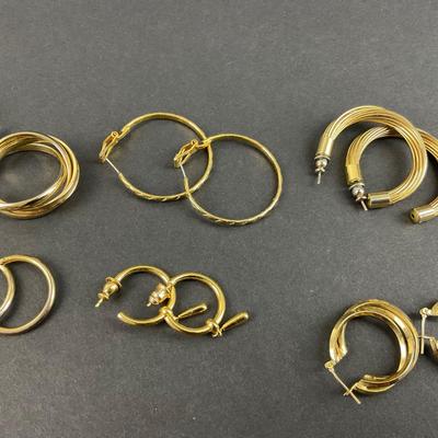 -237- COSTUME JEWELRY | Assorted Gold Tone Hoop Earrings