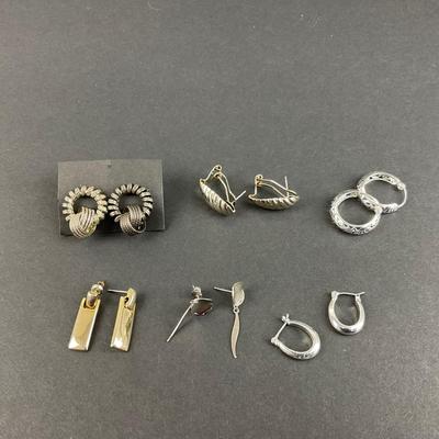 -238- COSTUME JEWELRY | Assorted Silver Tone Earrings