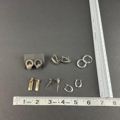 -238- COSTUME JEWELRY | Assorted Silver Tone Earrings