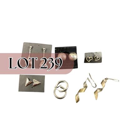 -239- COSTUME JEWELRY | Assorted Silver Tone Earrings