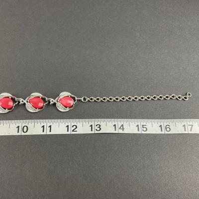 -246- COSTUME JEWELRY | Red Necklace and Earrings Set