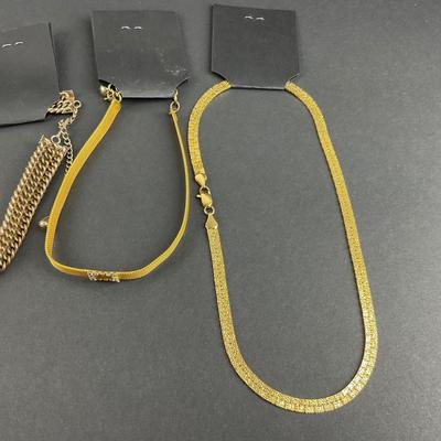 -248- COSTUME JEWELRY | Assorted Gold Tone Necklaces