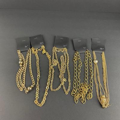 -250- COSTUME JEWELRY | Assorted Gold Tone Necklaces