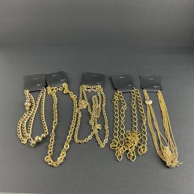 -250- COSTUME JEWELRY | Assorted Gold Tone Necklaces
