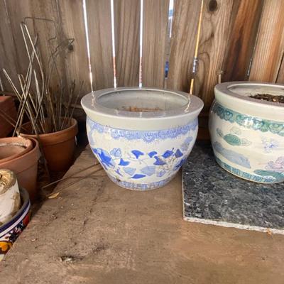 CLAY & CERAMIC POTS. MOSQUITO REPELLENT AND TILES