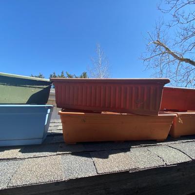 RECTANGULAR RAILING PLANTERS