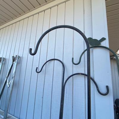 SHEPHERD HOOKS, CINDER BLOCKS, BRICKS AND PLANT STAKES