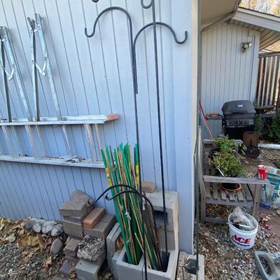 SHEPHERD HOOKS, CINDER BLOCKS, BRICKS AND PLANT STAKES