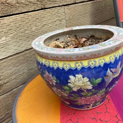 FOLDING CHAIR, MATCHING TABLE, & COLORFUL CERAMIC POT