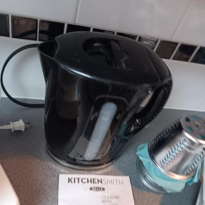KITCHENAID ROTOR VEGETABLE SLICER ATTACHMENT, BELLA ELECTRIC KETTLE & A STEAMER