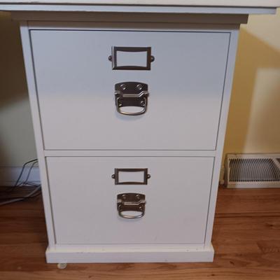 CORNER DESK/PROJECT TABLE WITH 2 BASES THAT HAVE DRAWERS
