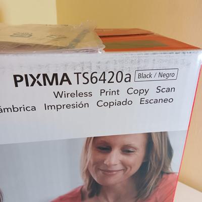 NEW WIRELESS CANON PRINTER/COPIER AND SCANNER PLUS A WALL CLOCK