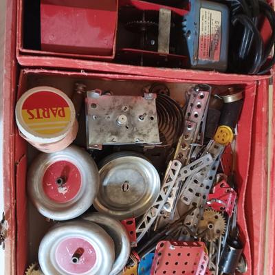 VINTAGE ERECTOR SET NO 7 1/2 ENGINEER'S SET