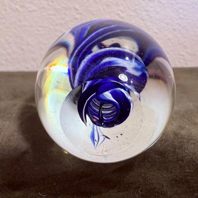 Art Glass Paperweight. SPW-5