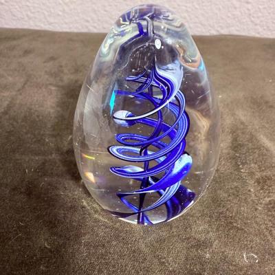 Art Glass Paperweight. SPW-5